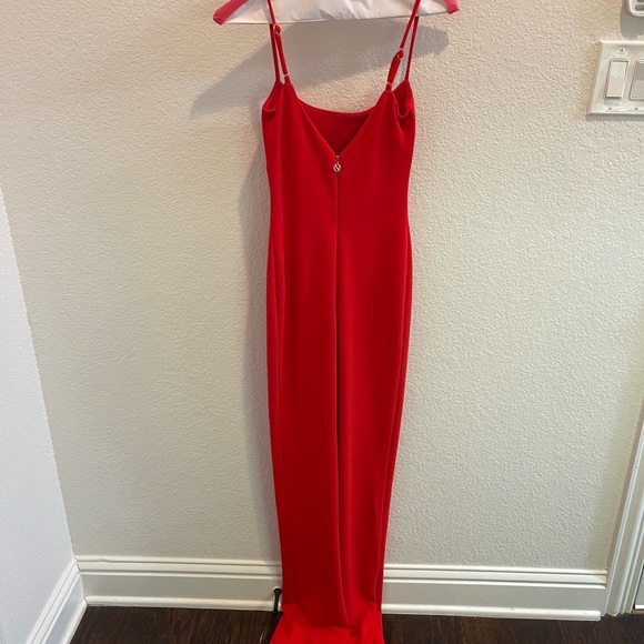Bailey Gown in Cherry - Picture 5 of 7